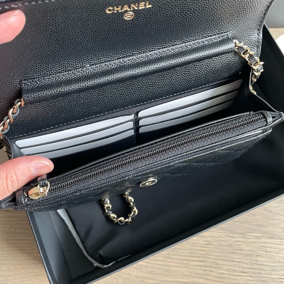 Chanel 22s caviar quilted crystal wallet on chain WOC black - Picture 6 of 9